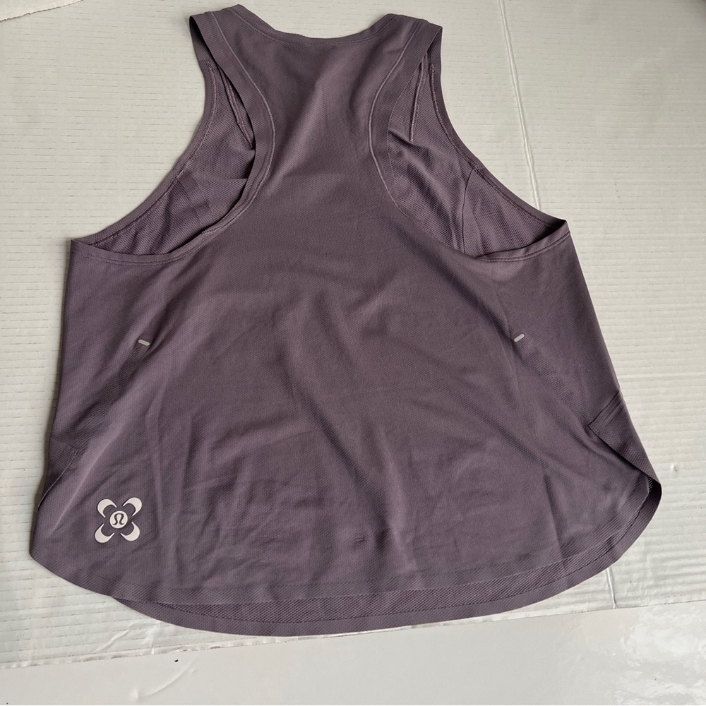Lululemon ^ 2021 SeaWheeze Lightweight Run Kit Tank Top Dusky Lavender EUC 8 - Picture 3 of 14